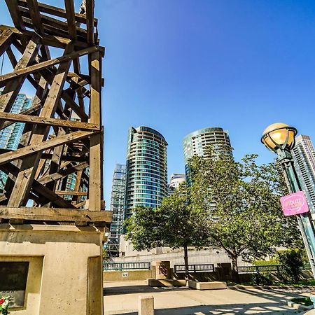 Chol Furnished Suites Heart Of Downtown Toronto, 2 Beds, Free Parking, Cn Tower View 外观 照片