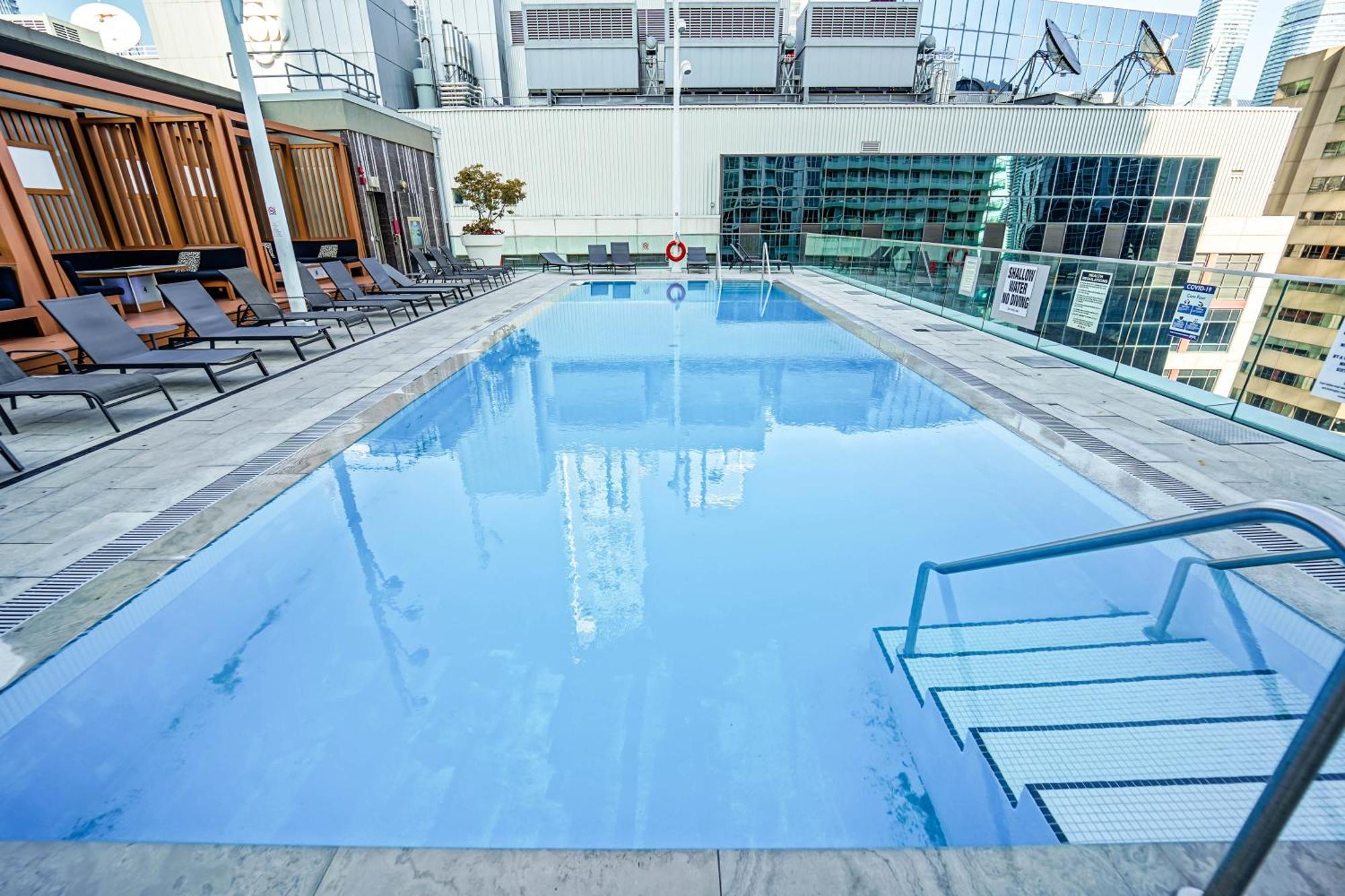 Chol Furnished Suites Heart Of Downtown Toronto, 2 Beds, Free Parking, Cn Tower View 外观 照片