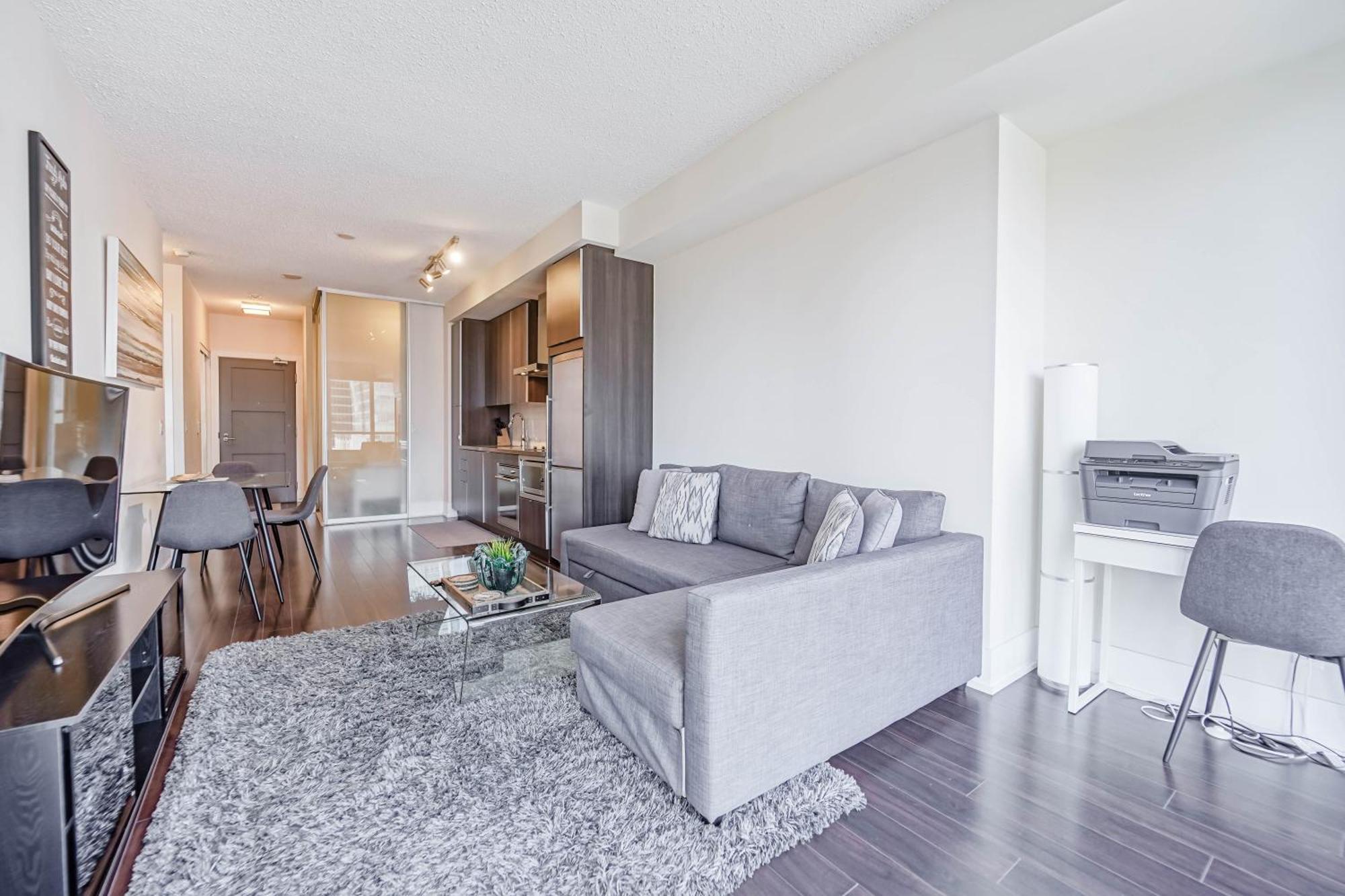 Chol Furnished Suites Heart Of Downtown Toronto, 2 Beds, Free Parking, Cn Tower View 外观 照片