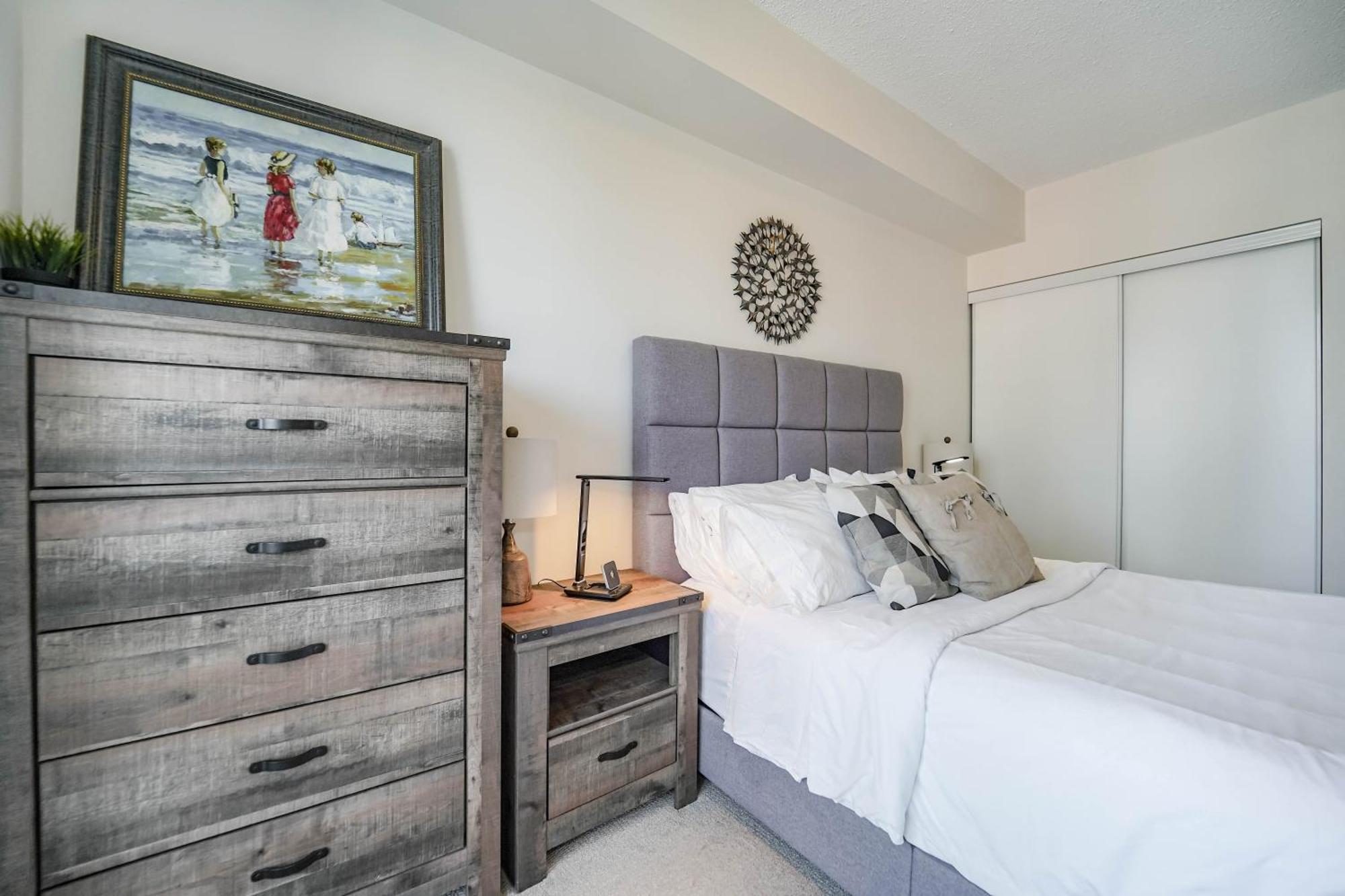 Chol Furnished Suites Heart Of Downtown Toronto, 2 Beds, Free Parking, Cn Tower View 外观 照片